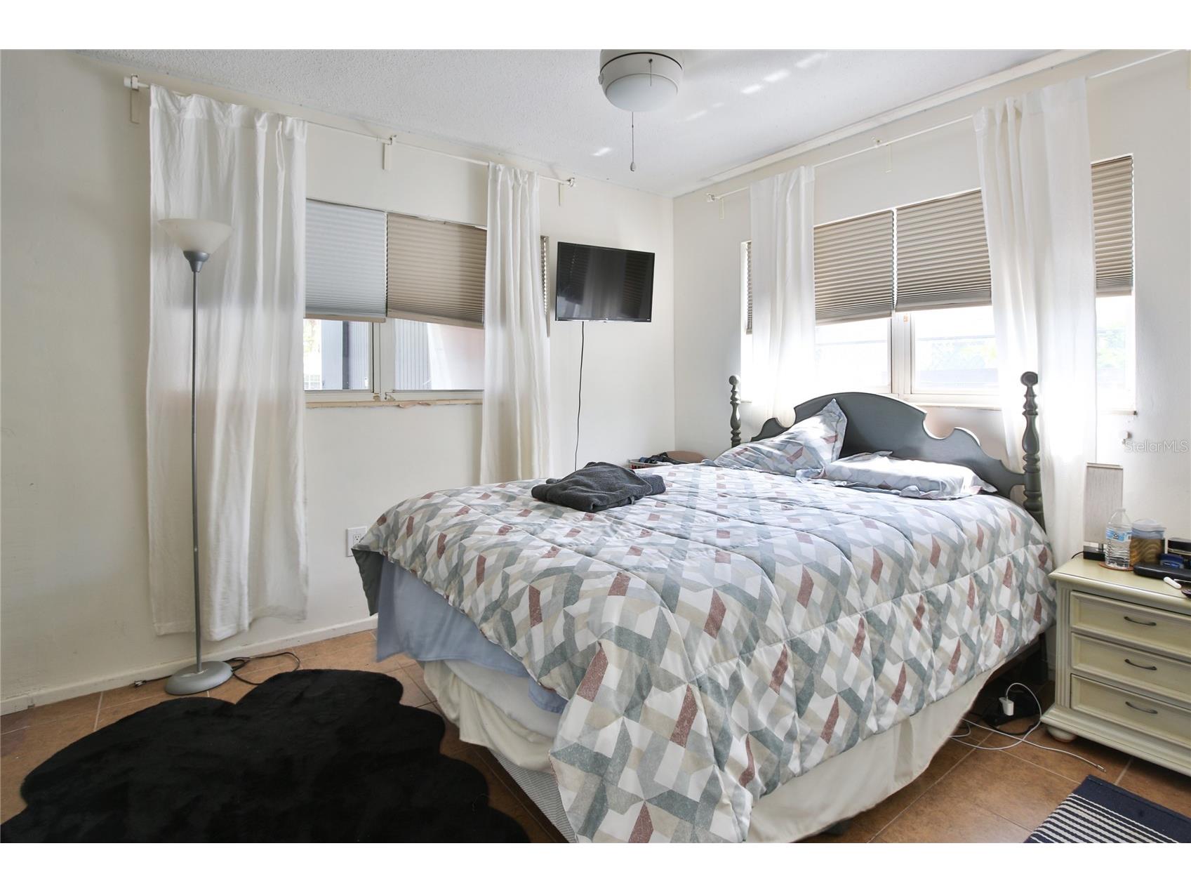 1138 47th Street Sarasota FL 34234 A4690636 image17