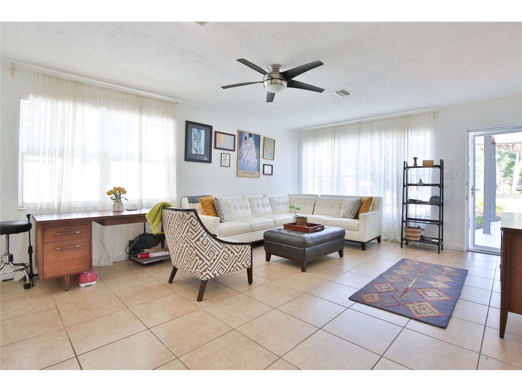 1138 47th Street Sarasota FL 34234 A4690636 image5