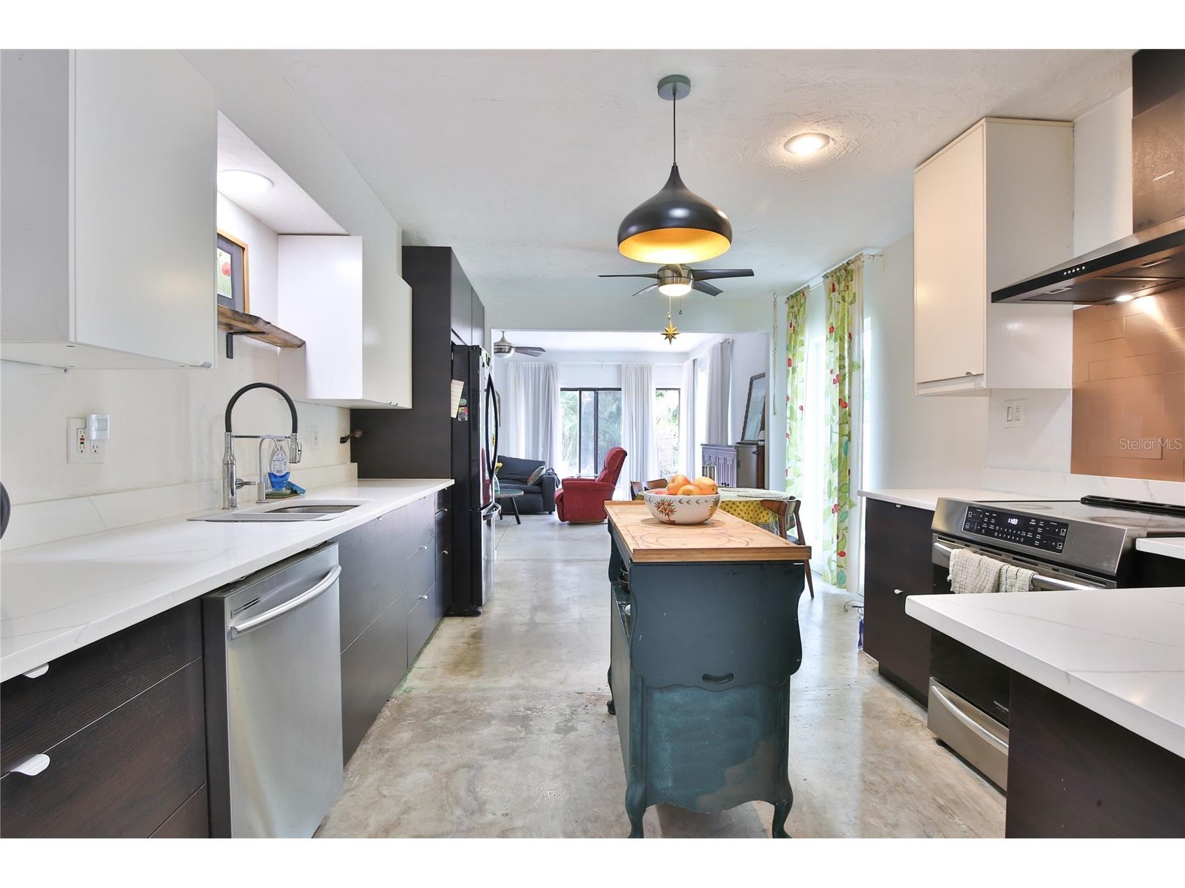 1138 47th Street Sarasota FL 34234 A4690636 image9