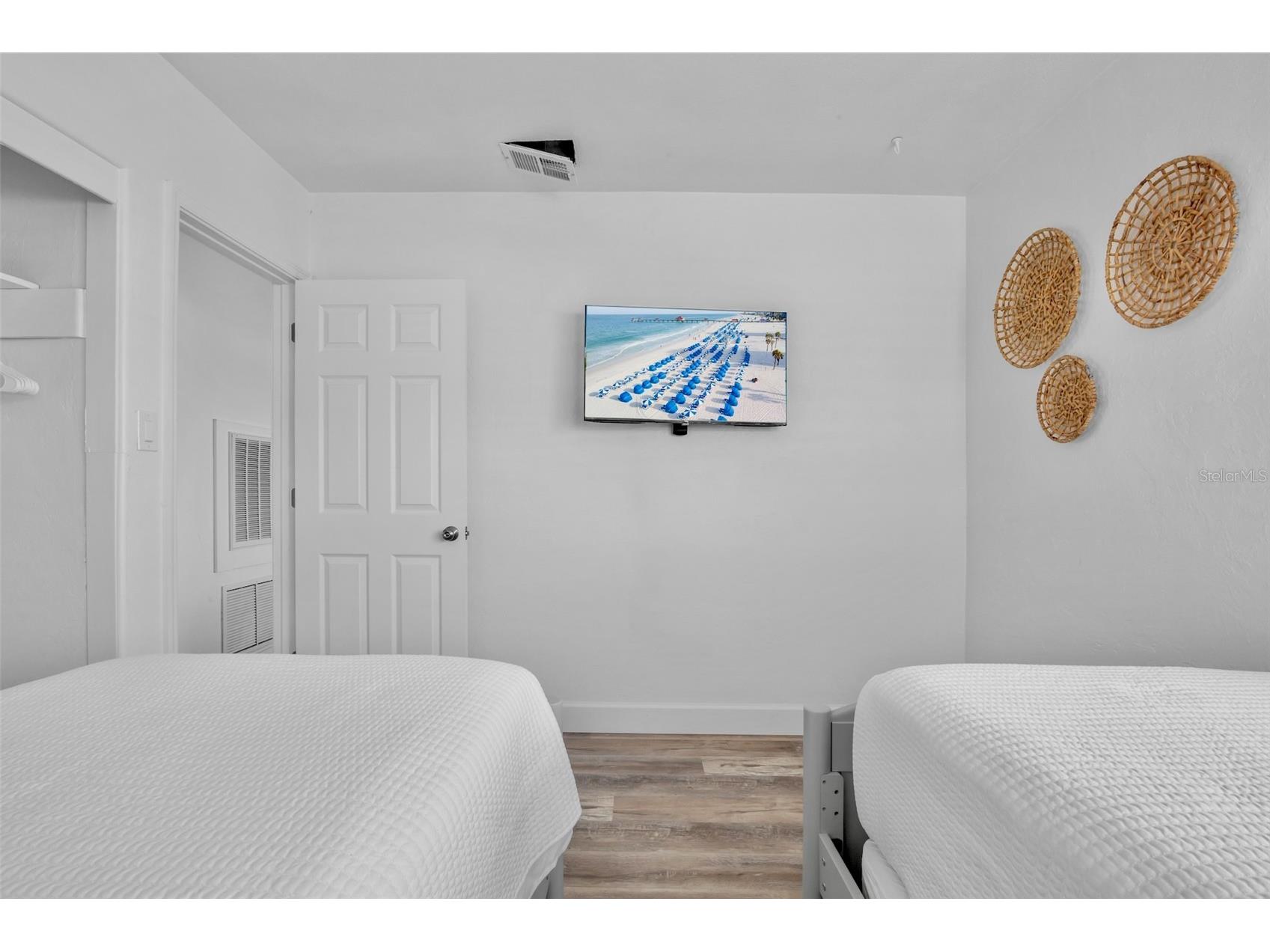 1138 Sun N Sea Drive Sarasota FL 34242 A4693618 image14