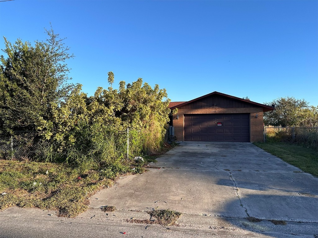 1139 Carefree Cove Drive Winter Haven FL 33881 - LAKE CONNIE P4932880 image1
