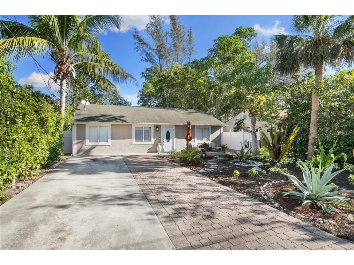 11391 Pendleton Street Bonita Springs FL 34135 C7474614 image1