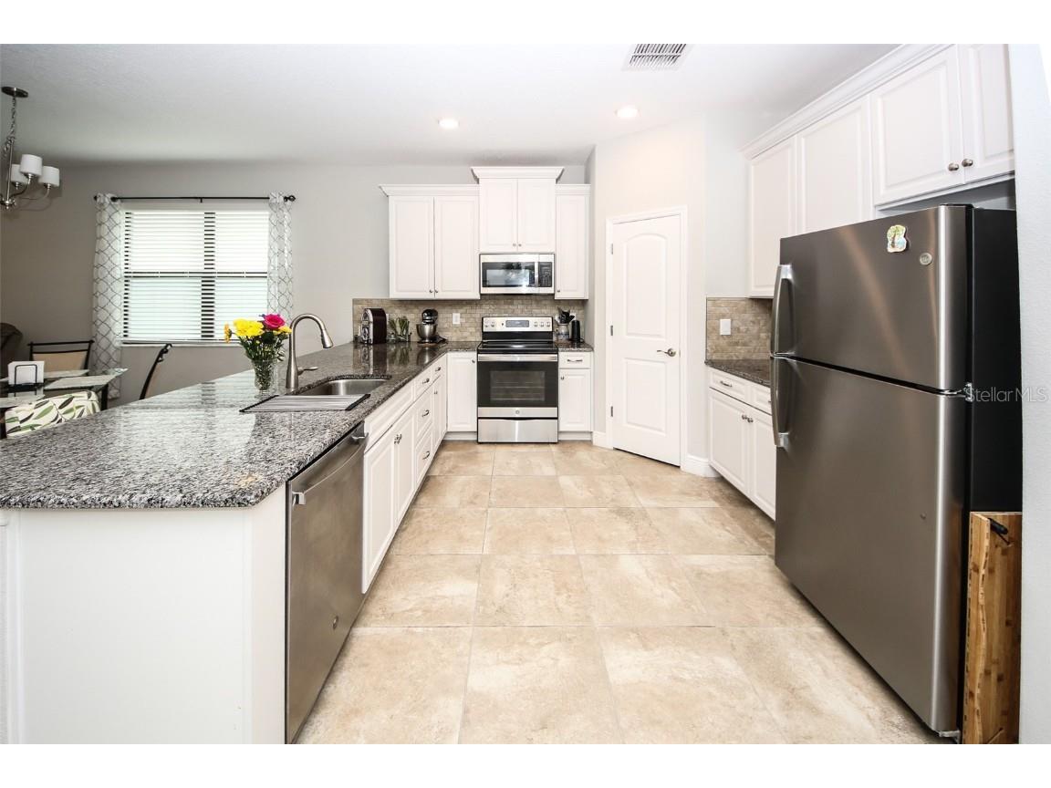 11392 Weaver Hollow Road New Port Richey FL 34654 W7879314 image9