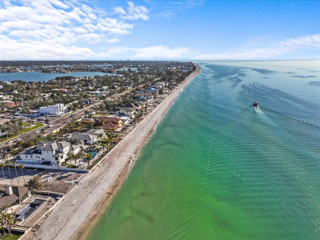 114 12th Street Belleair Beach FL 33786 TB8349756 image50