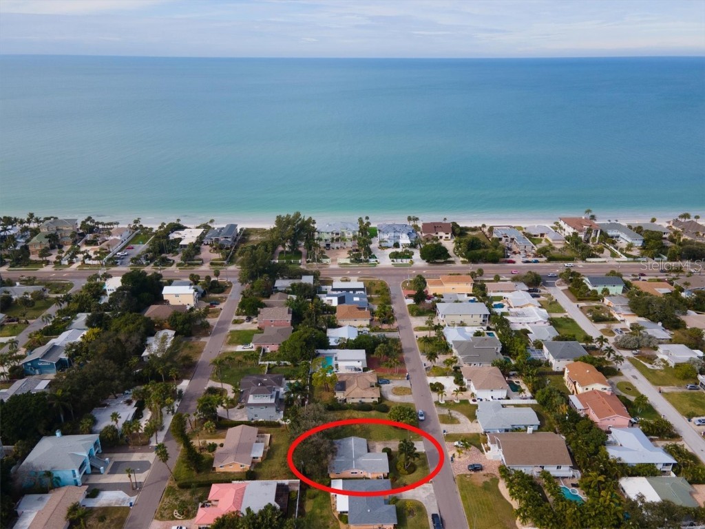 114 8th Street Belleair Beach FL 33786 U8225784 image1