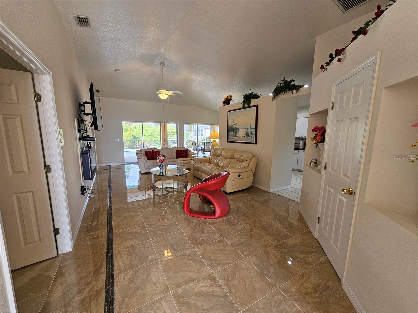 114 Albatross Road Rotonda West FL 33947 S5148307 image3