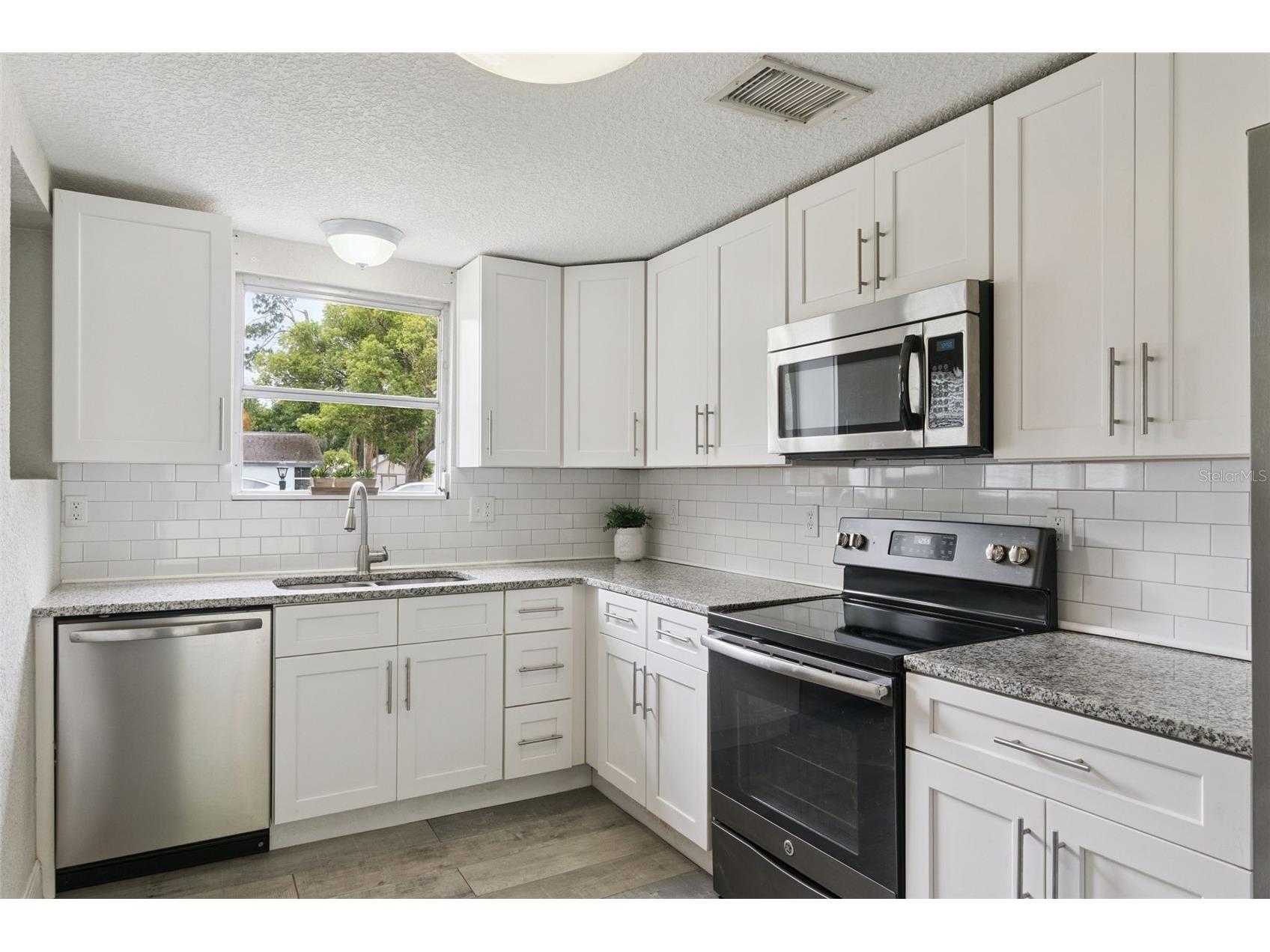 114 Angeles Road Debary FL 32713 O6401294 image6