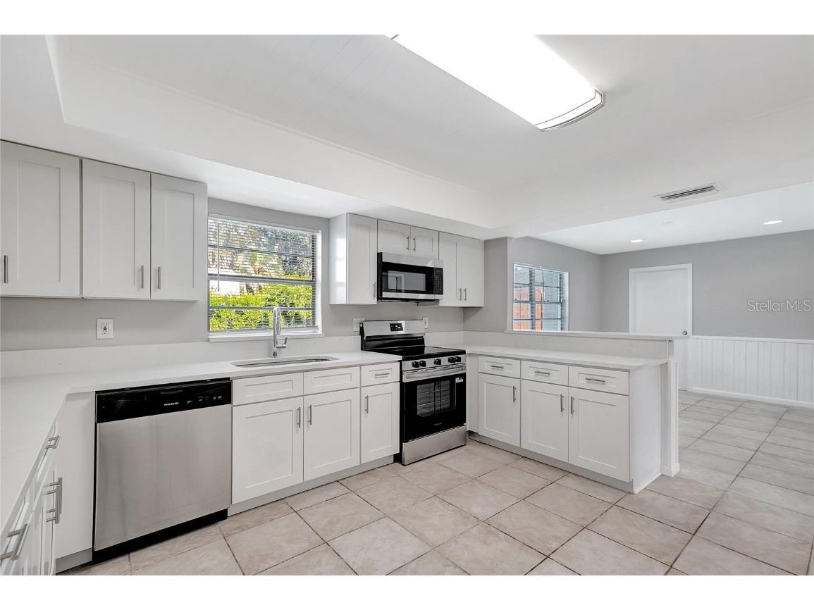 114 Barkfield Street Brandon FL 33511 TB8448489 image20