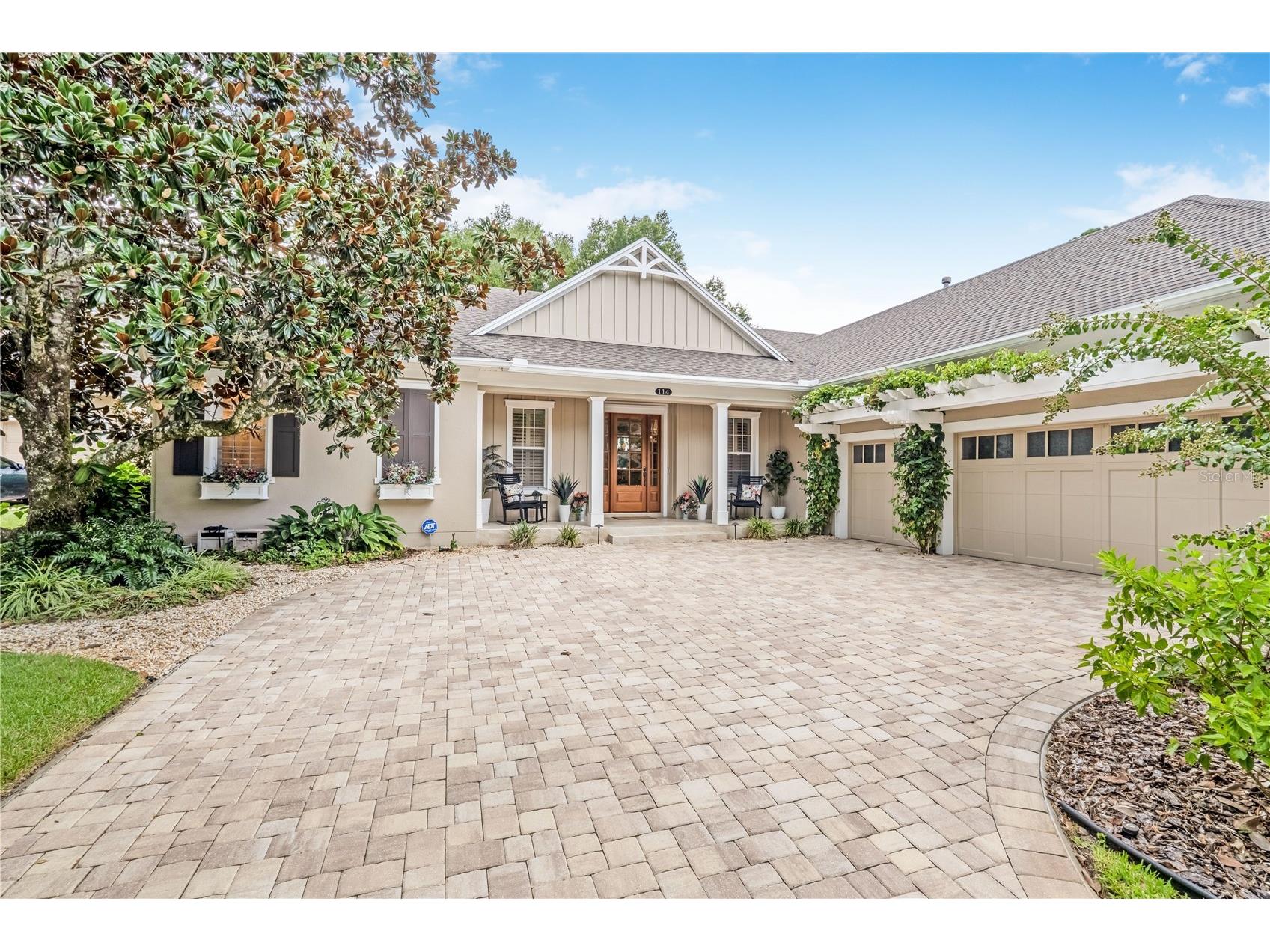 114 Callaway Court Deland FL 32724 V4944679 image1