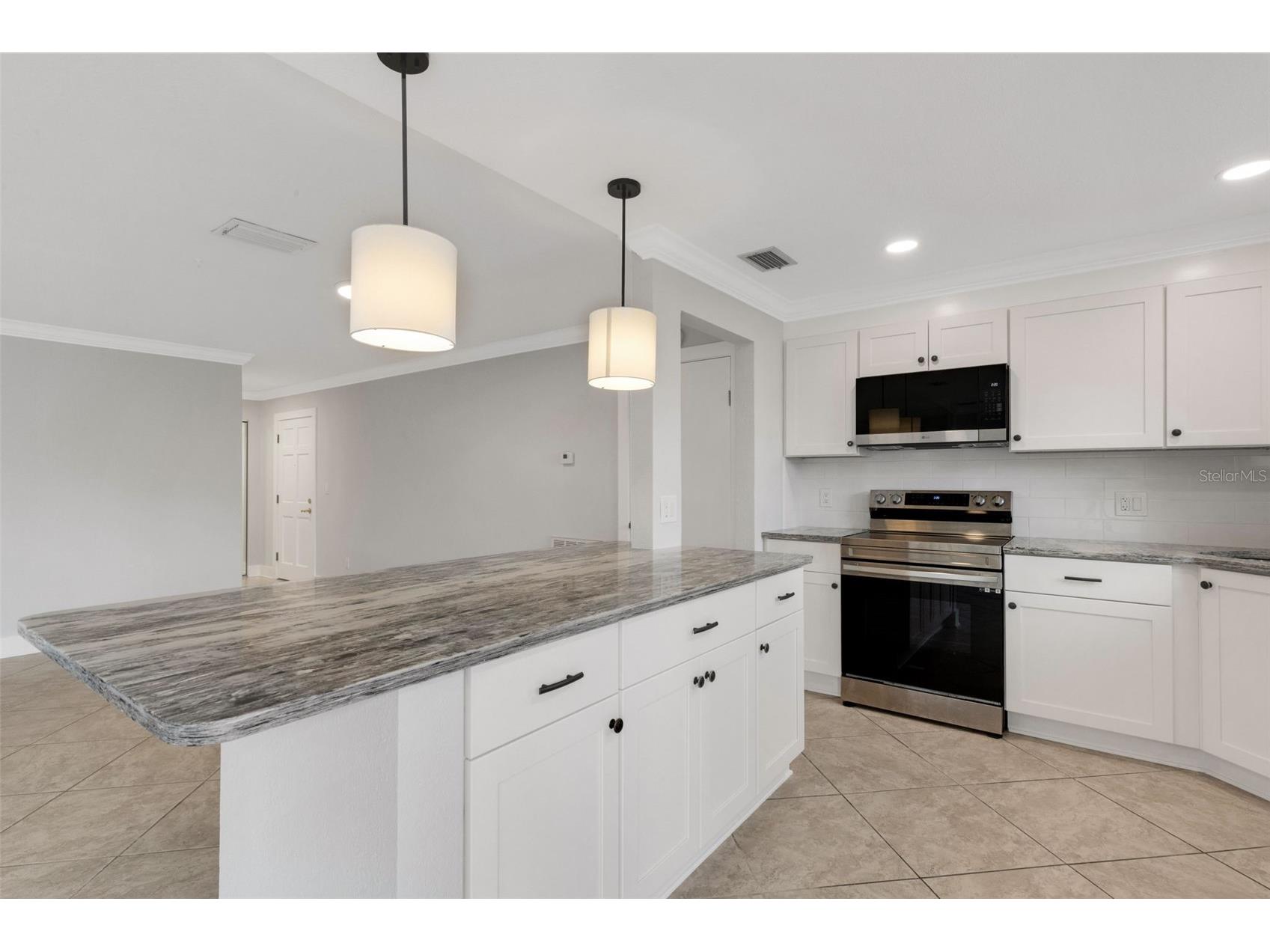 114 Dogwood Circle #114 Seminole FL 33777 TB8455337 image20