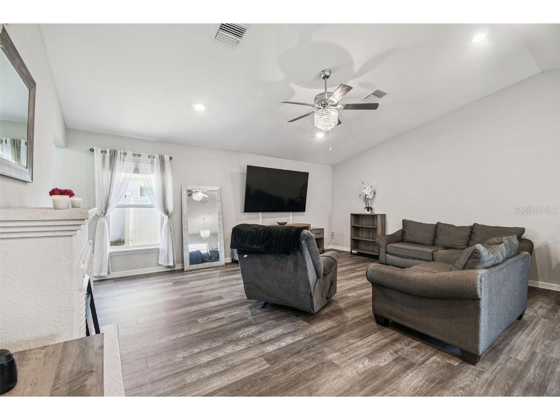 114 Eagle Summit Drive Ruskin FL 33570 TB8443110 image13