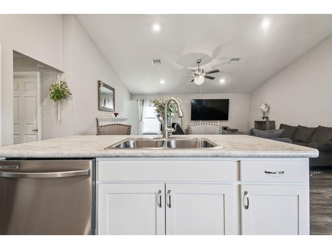 114 Eagle Summit Drive Ruskin FL 33570 TB8443110 image23