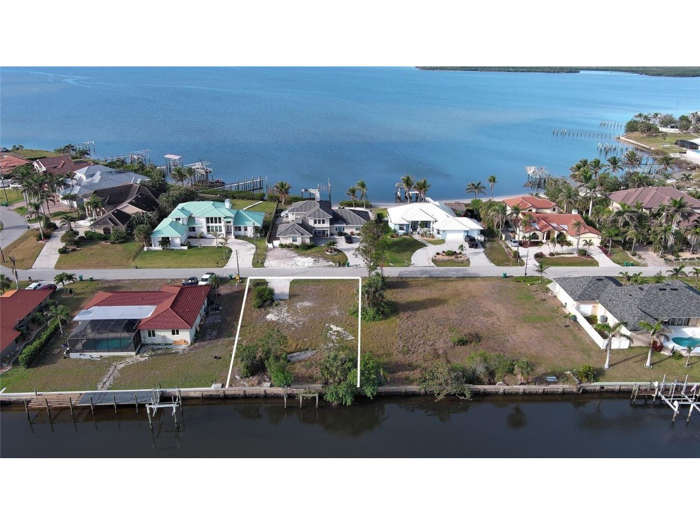 114 Graham Street SE Port Charlotte FL 33952 C7507593 image1