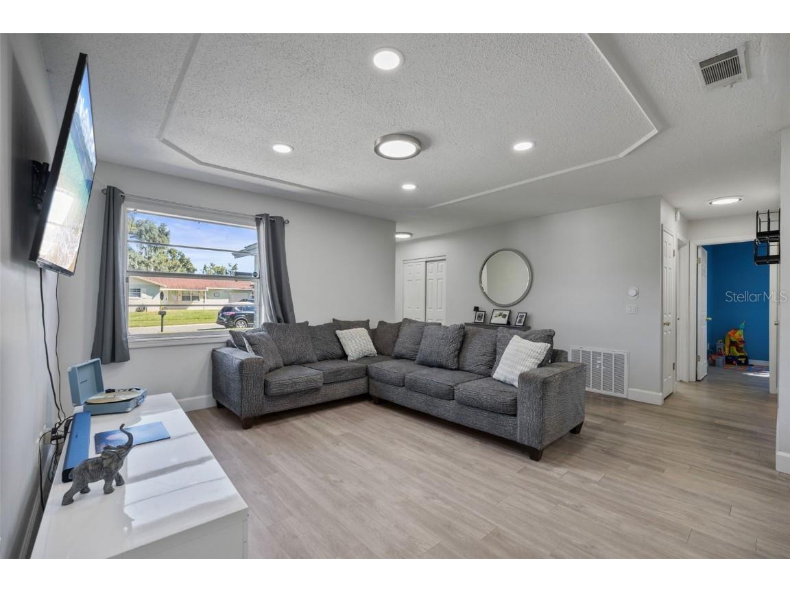 114 Inwood Circle Brandon FL 33510 TB8440836 image5