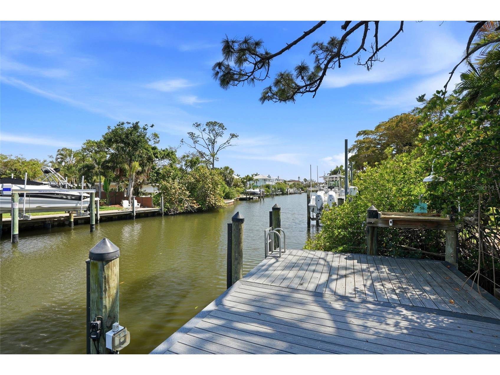 114 Island Circle Sarasota FL 34242 - SALTWATER CANAL TB8487309 image19