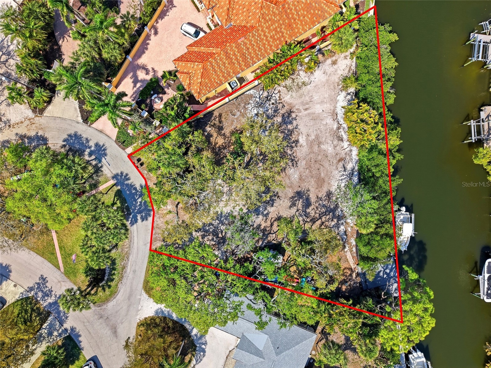 114 Island Circle Sarasota FL 34242 - SALTWATER CANAL TB8487309 image4
