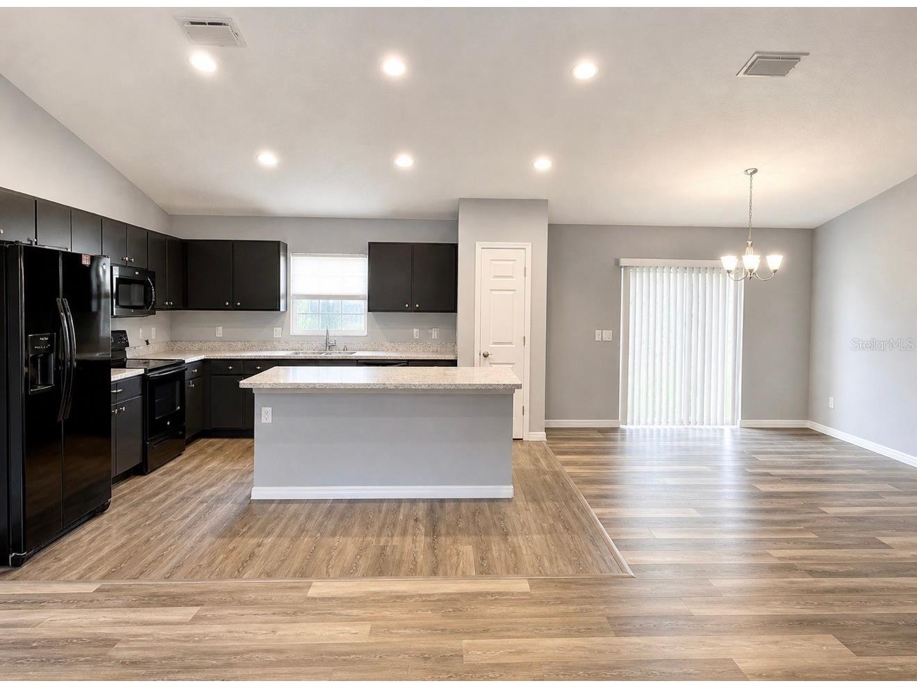 114 Juniper Loop Circle Ocala FL 34480 OM723957 image3