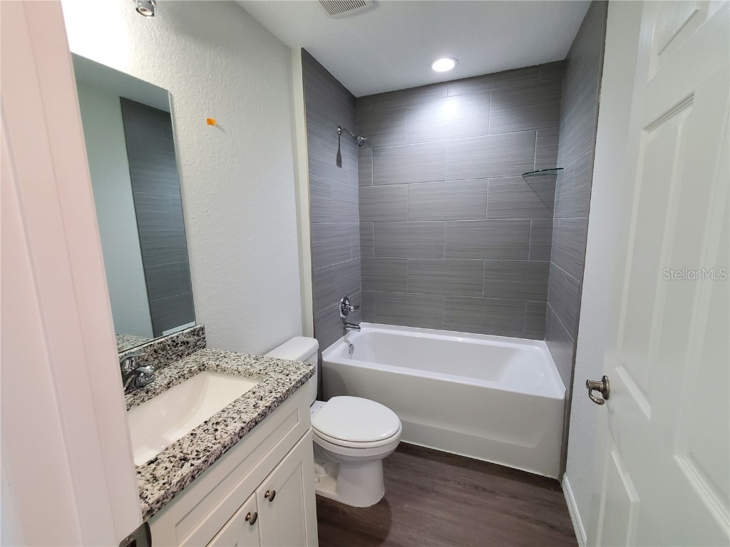 114 Malauka Loop Ocklawaha FL 32179 OM706849 image16