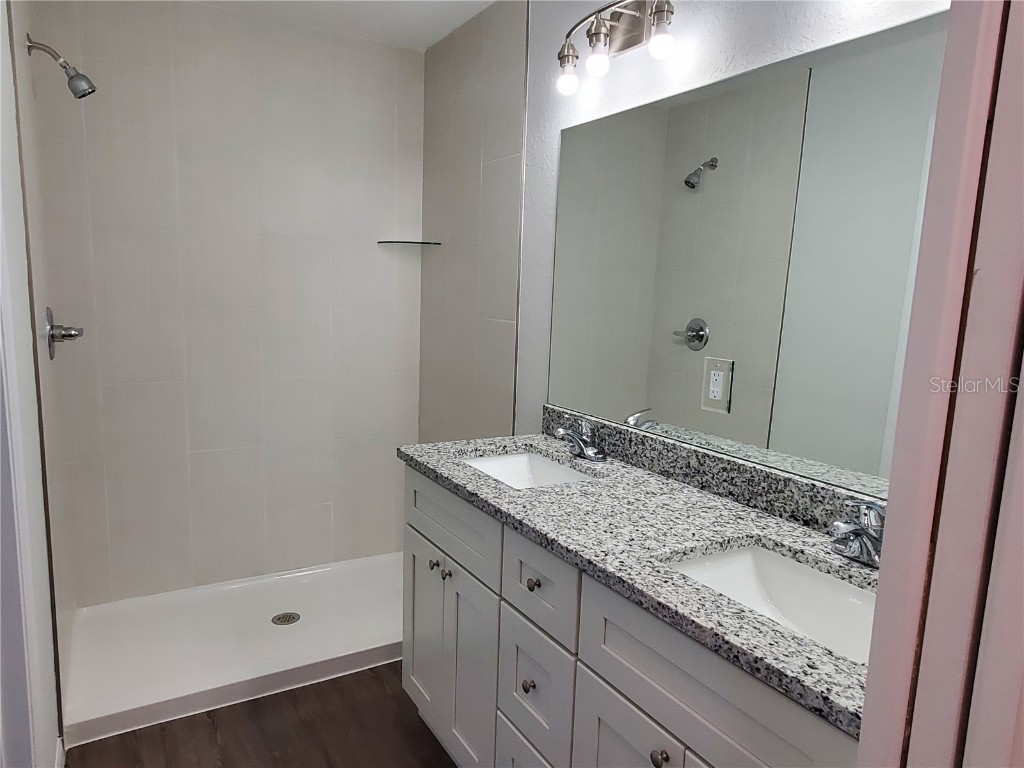 114 Malauka Loop Ocklawaha FL 32179 OM706849 image25