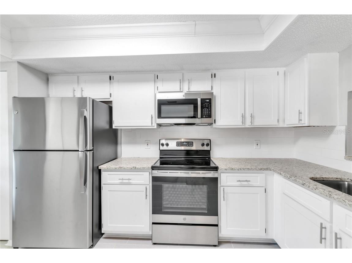 114 Pine Hollow Drive #114 Englewood FL 34223 A4671226 image9