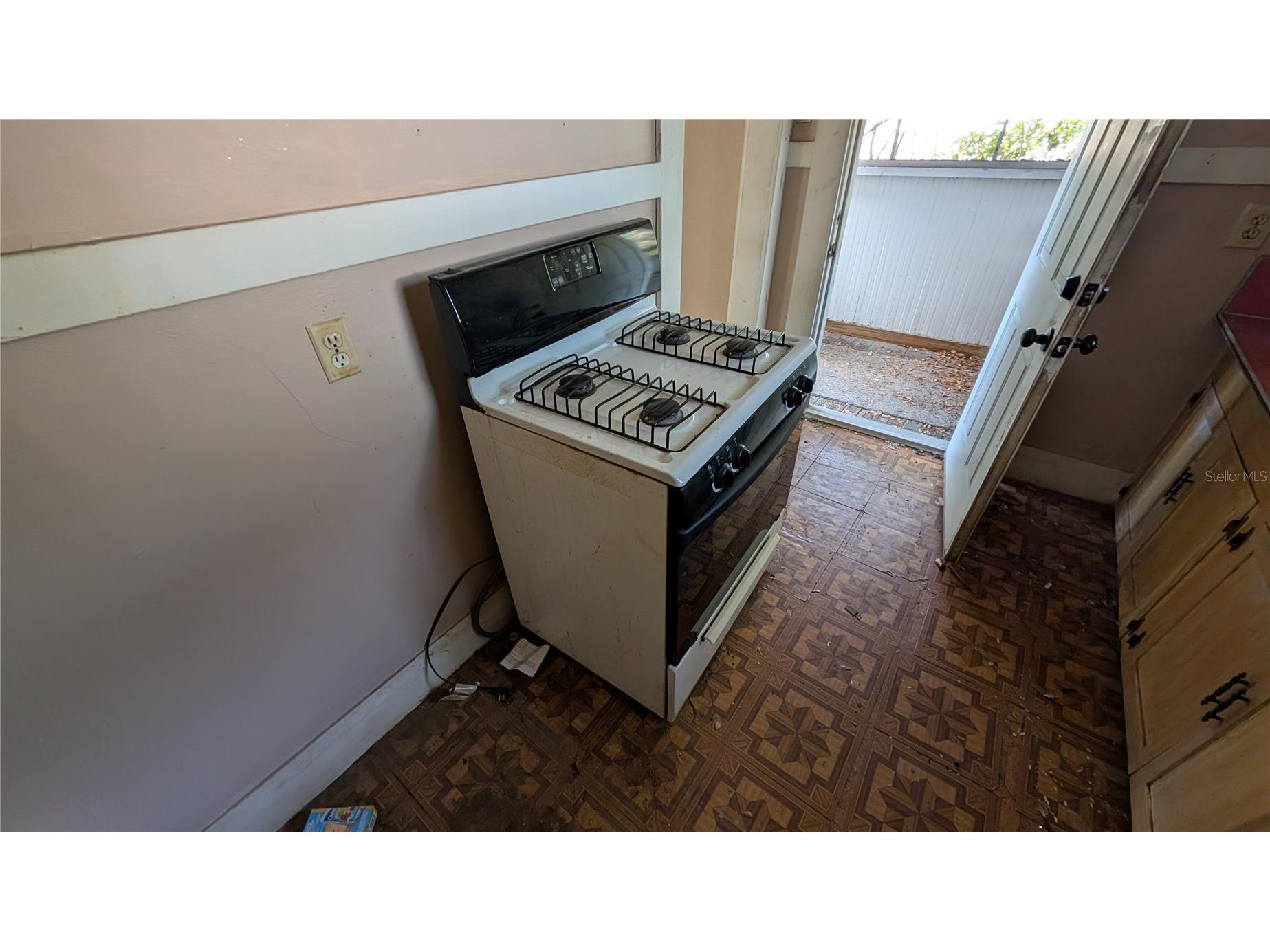 114 S Bungalow Park Avenue Tampa FL 33609 TB8491887 image68