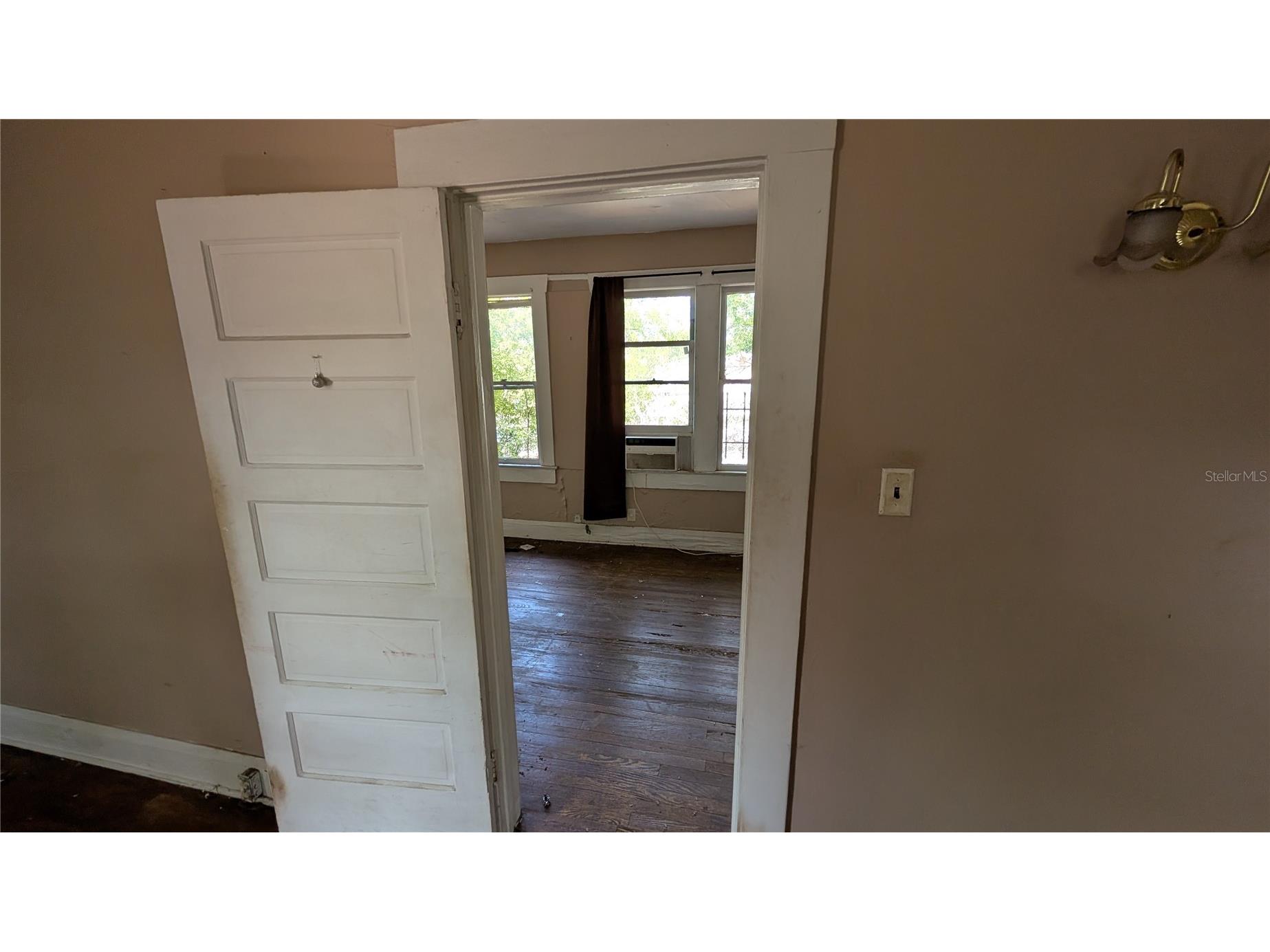 114 S Bungalow Park Avenue Tampa FL 33609 TB8491887 image87
