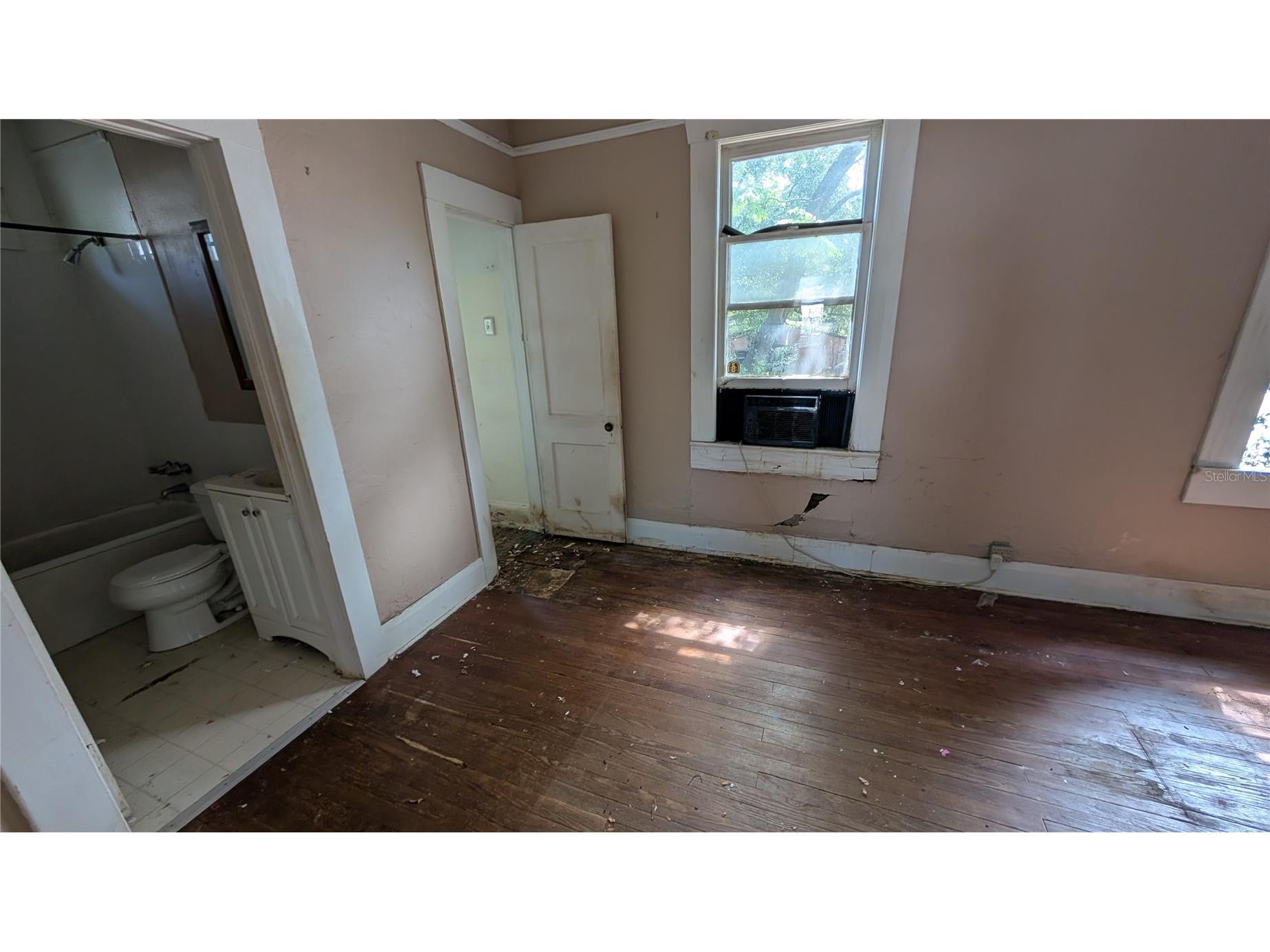 114 S Bungalow Park Avenue Tampa FL 33609 TB8491887 image90