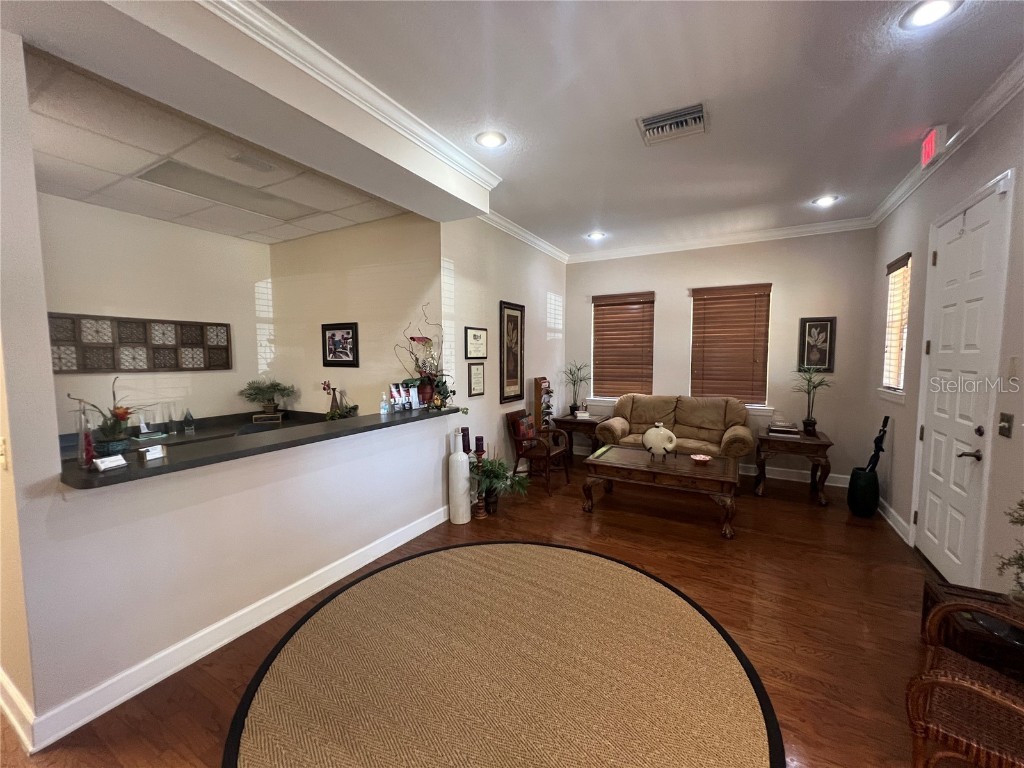 114 S Fremont Avenue Tampa FL 33606 TB8412153 image6