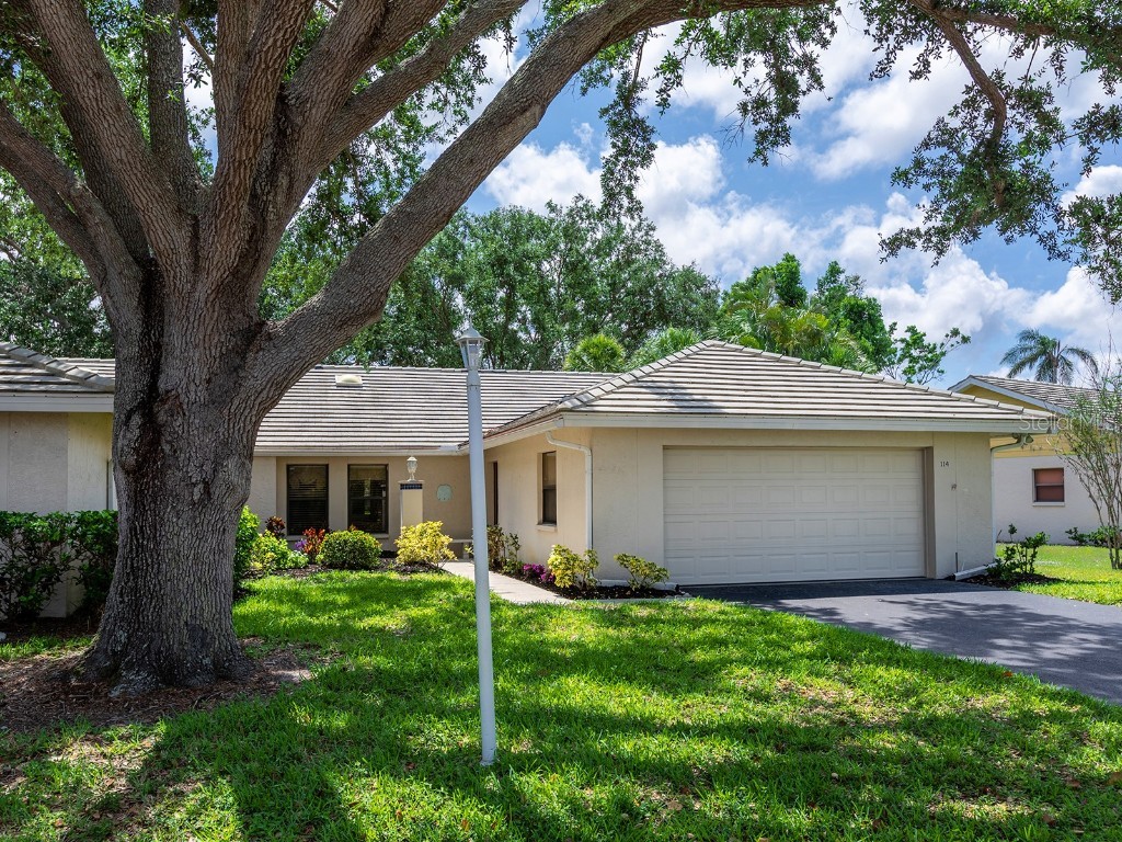 114 Southampton Place N #237 Venice FL 34293 N6139046 image1