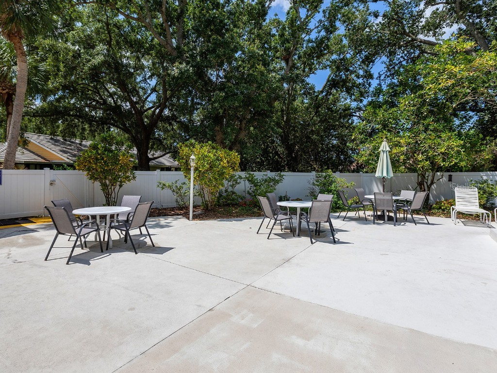 114 Southampton Place N #237 Venice FL 34293 N6139046 image26