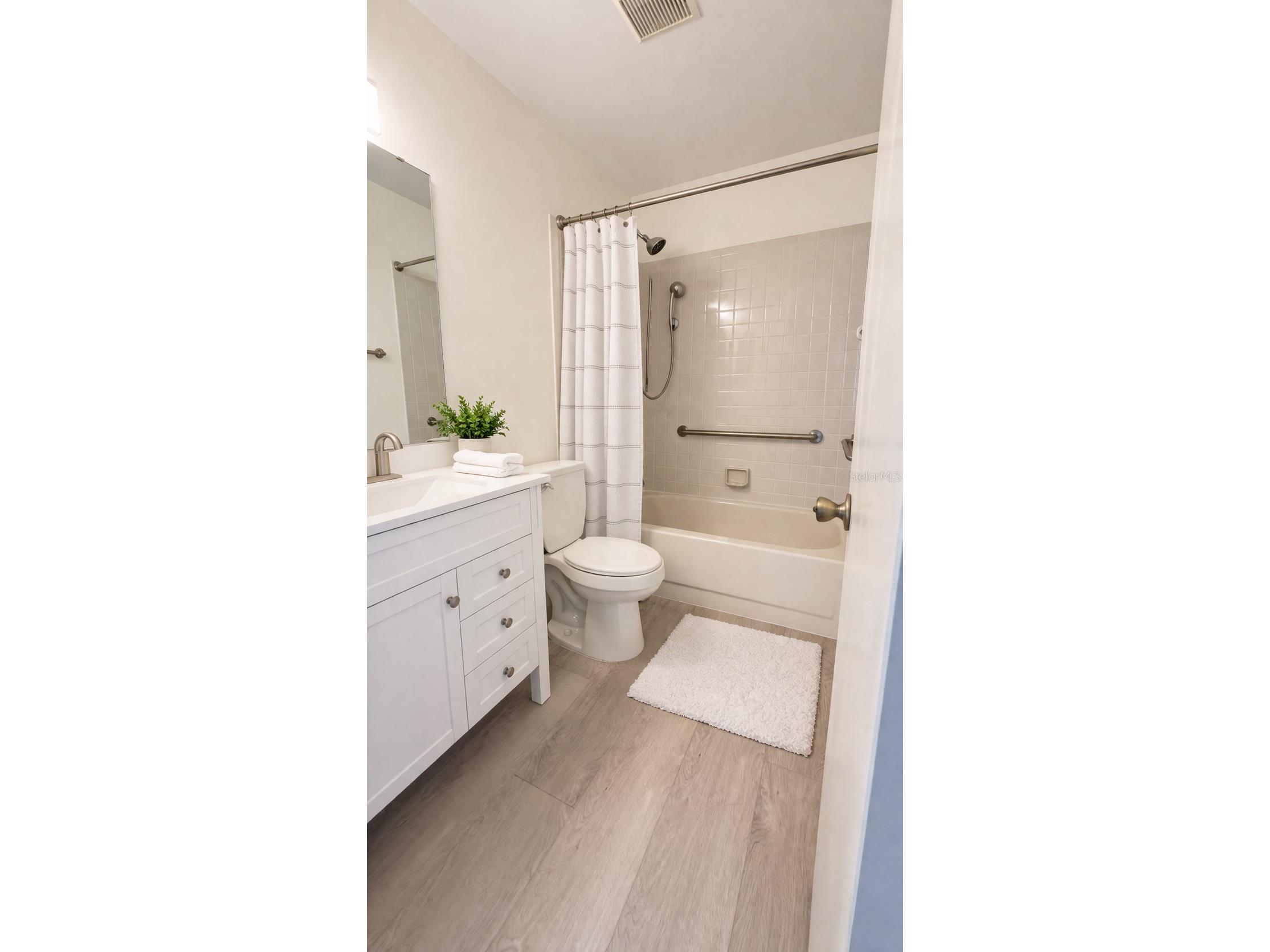 114 Spreading Oak Court Sanford FL 32773 A4689319 image9