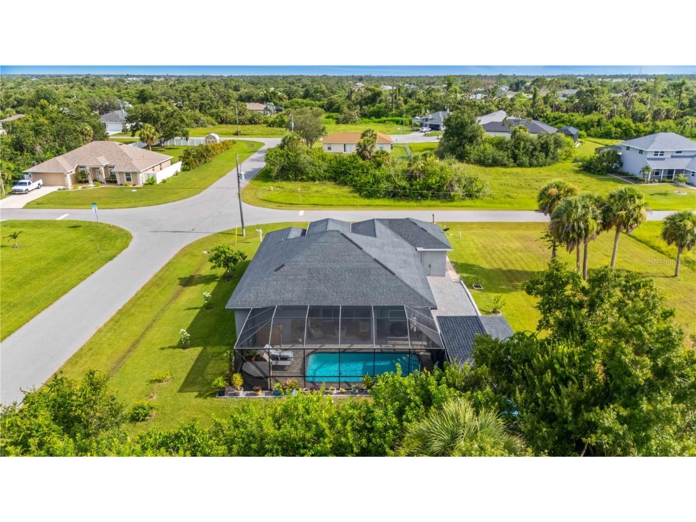 114 Venice Road Rotonda West FL 33947 C7513123 image11