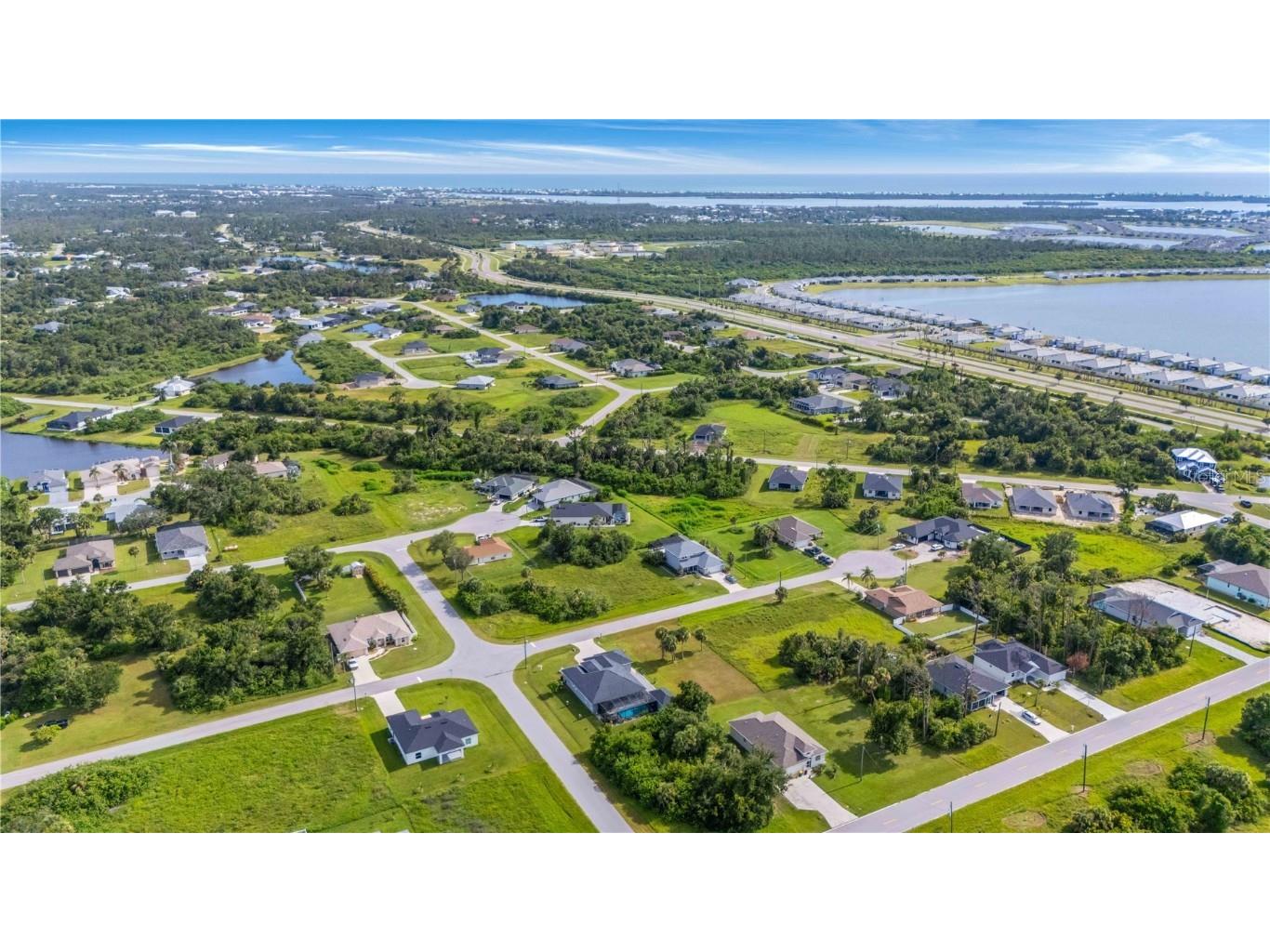 114 Venice Road Rotonda West FL 33947 C7513123 image2