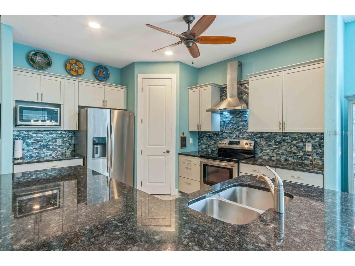 114 Venice Road Rotonda West FL 33947 C7513123 image25