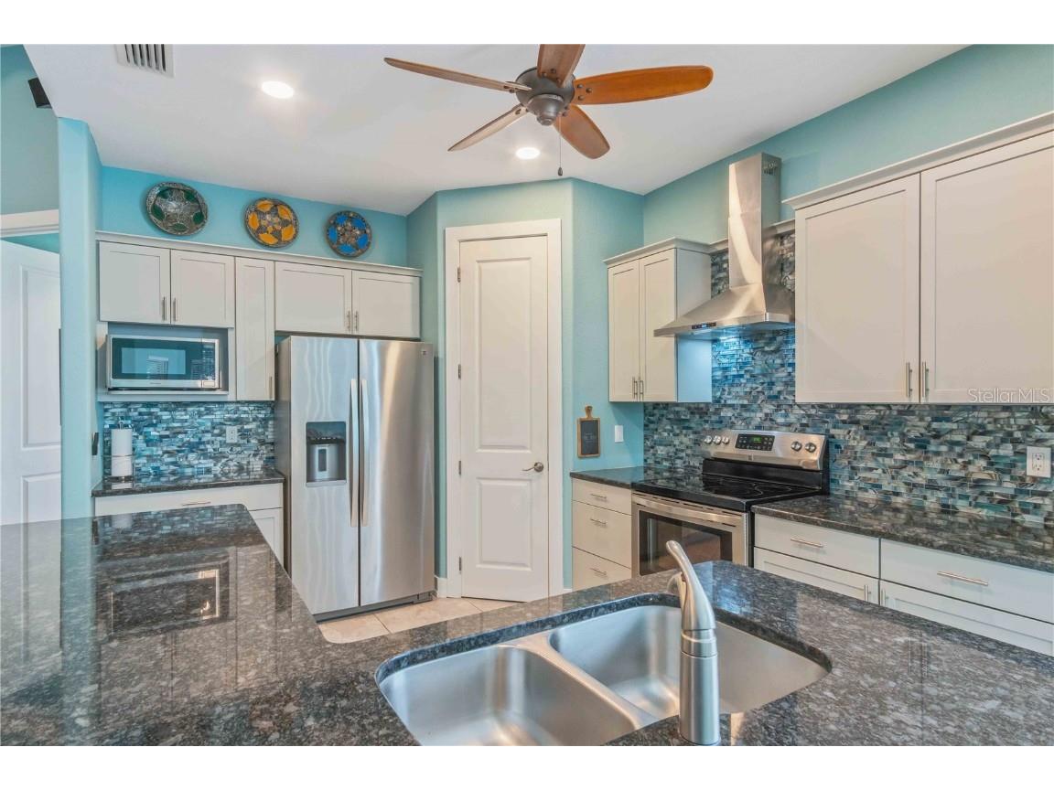 114 Venice Road Rotonda West FL 33947 C7513123 image26