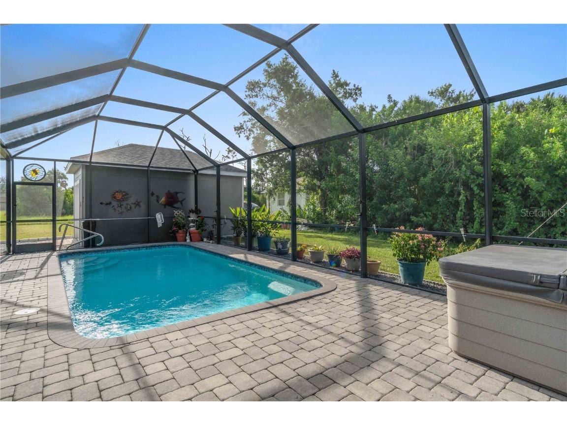 114 Venice Road Rotonda West FL 33947 C7513123 image39