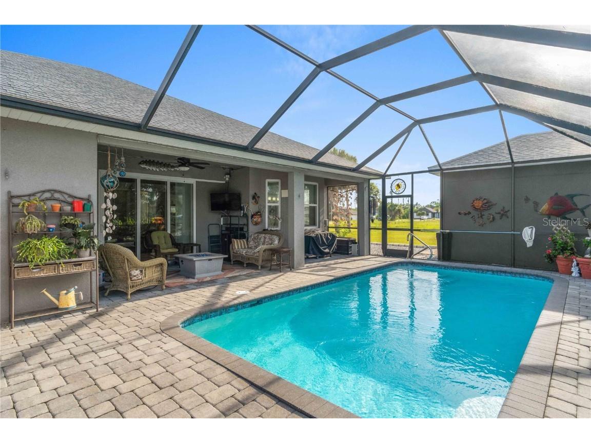 114 Venice Road Rotonda West FL 33947 C7513123 image5