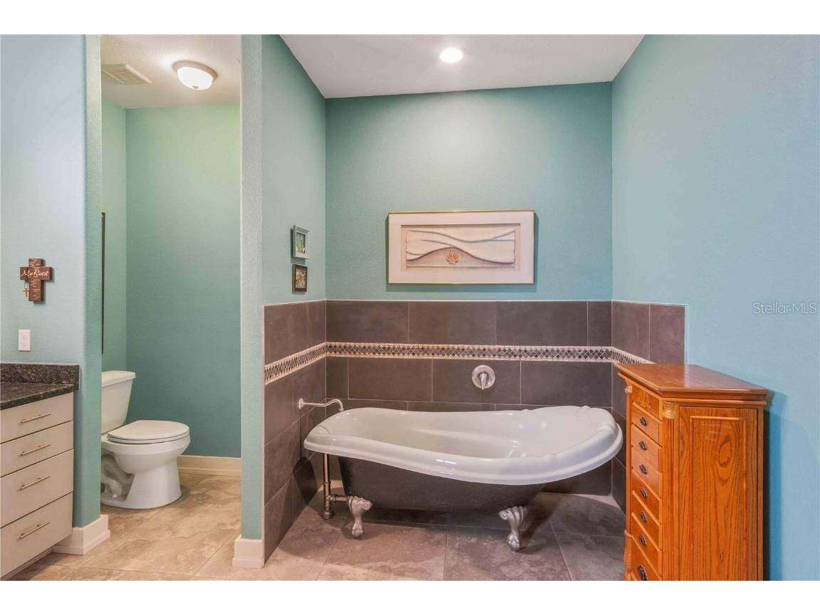 114 Venice Road Rotonda West FL 33947 C7513123 image66