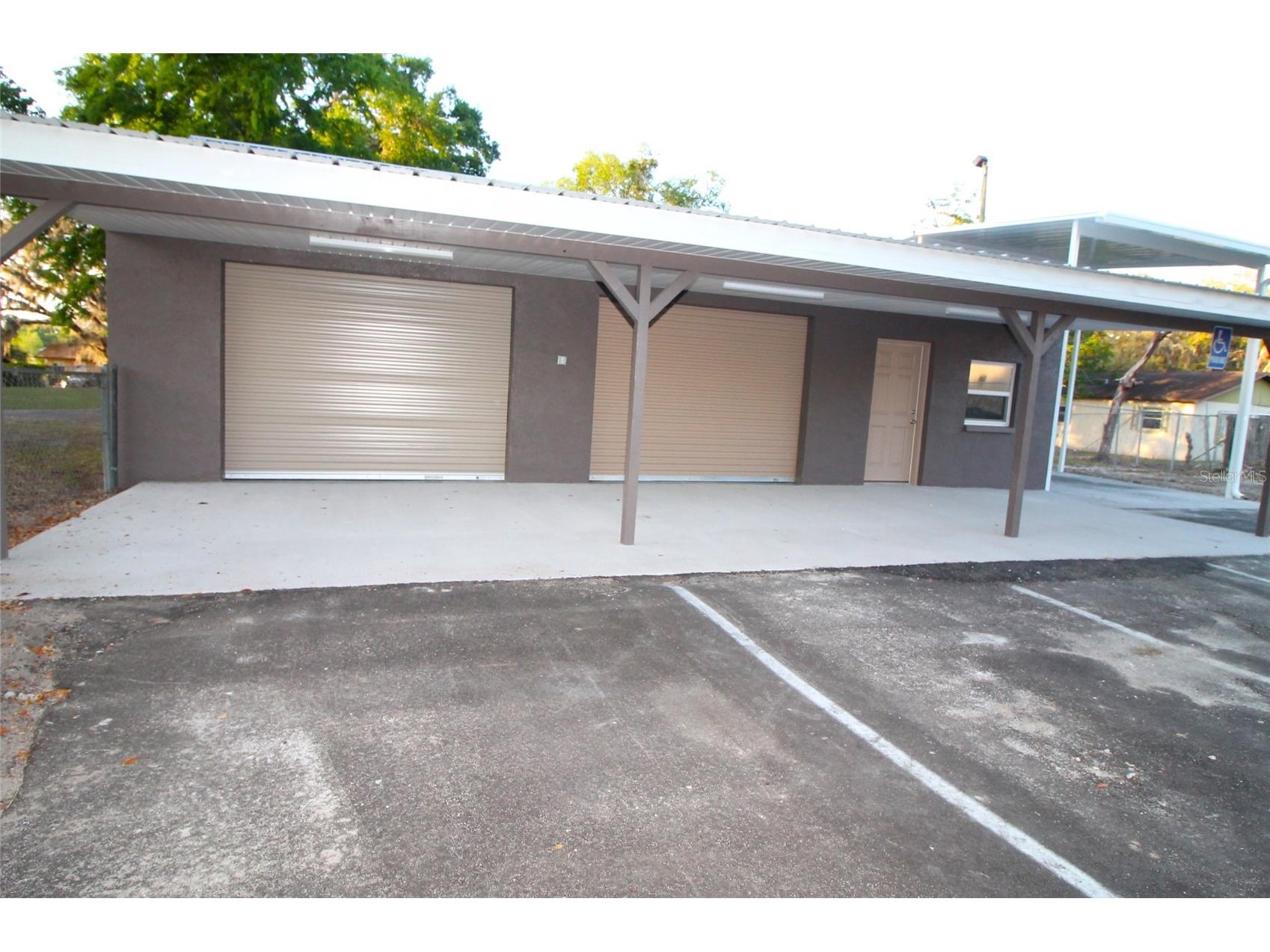 114 W Myers Boulevard Mascotte FL 34753 G5095731 image1