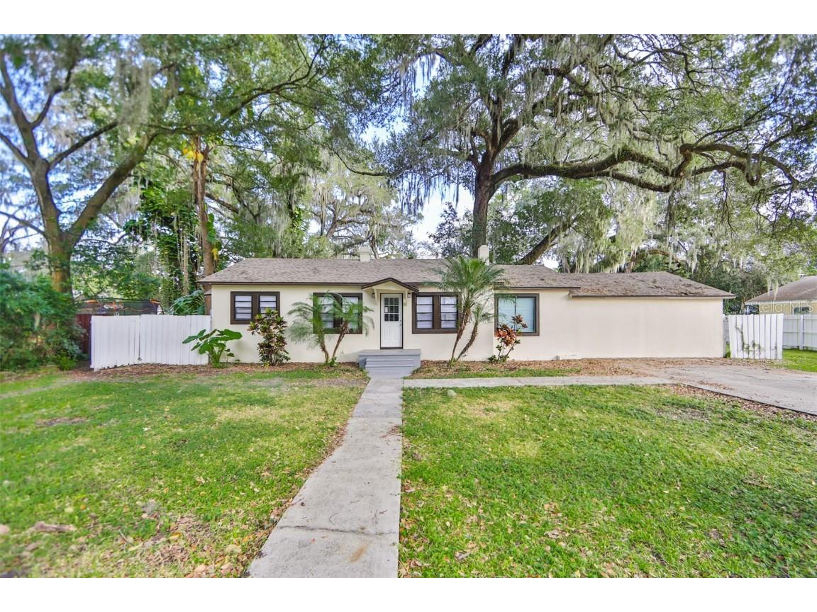 114 W Strickland Street Plant City FL 33563 T3346422 image1