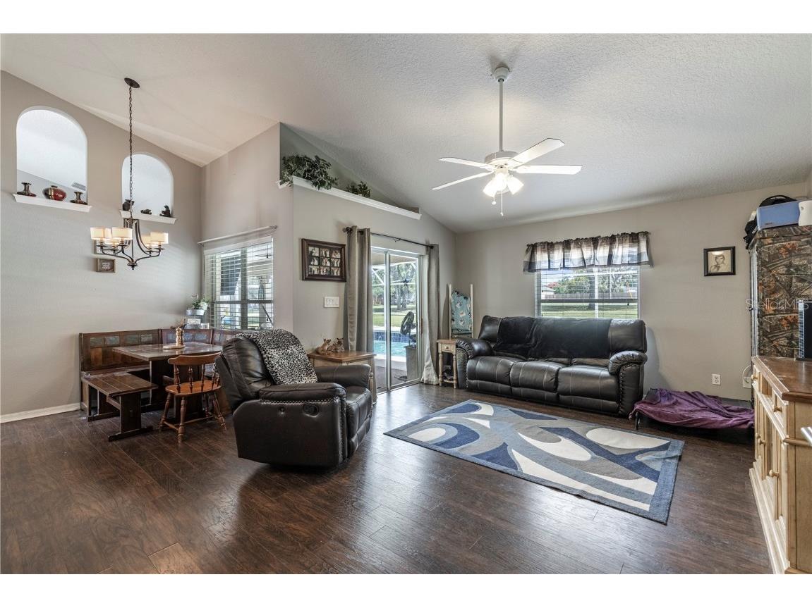 114 Wingfield Drive Umatilla FL 32784 - LAKE ELLA G5103435 image18