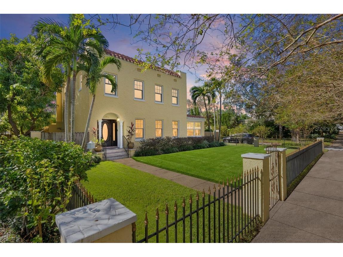 1140 14th Avenue N Saint Petersburg FL 33705 TB8312971 image1