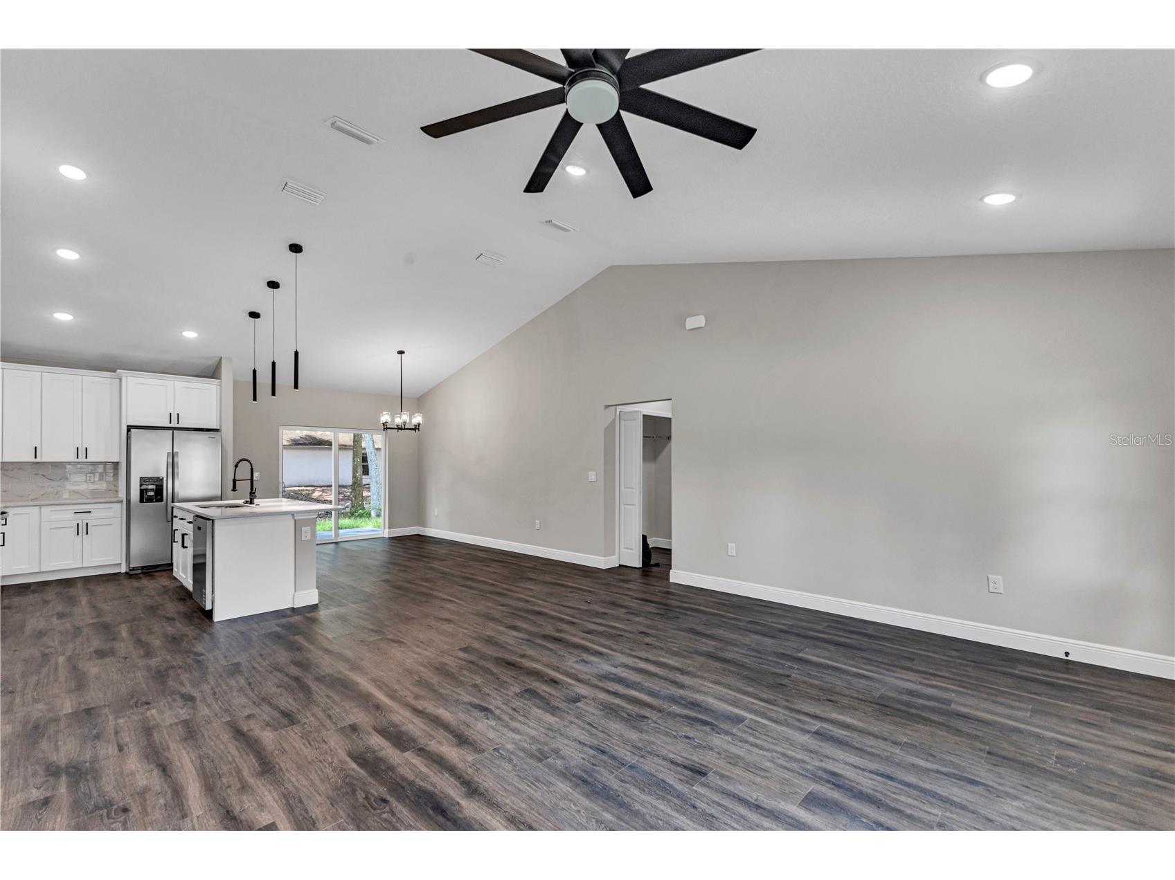 1140 20th Street Orange City FL 32763 V4948710 image7