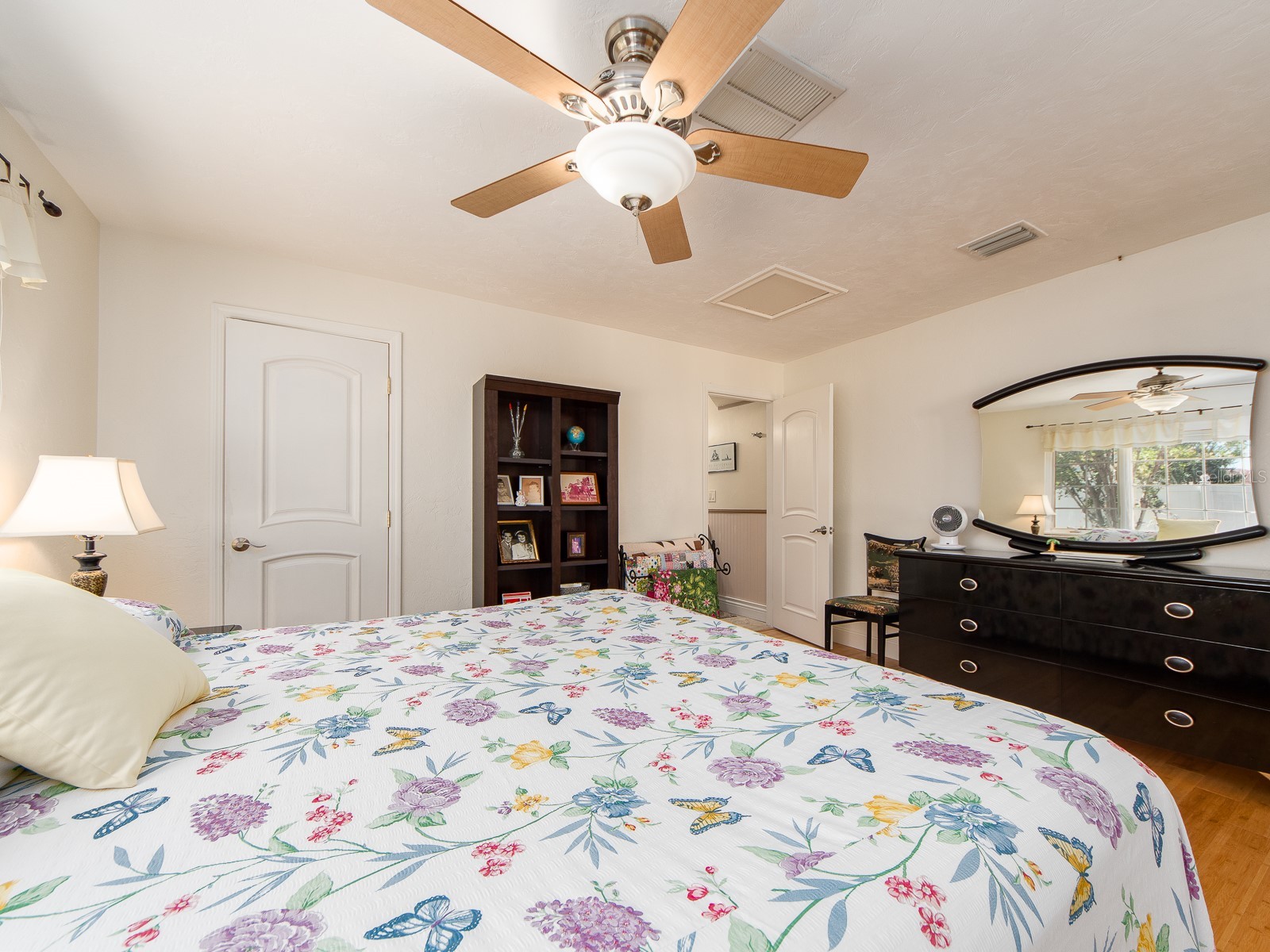 1140 81st Street S Saint Petersburg FL 33707 TB8461856 image33