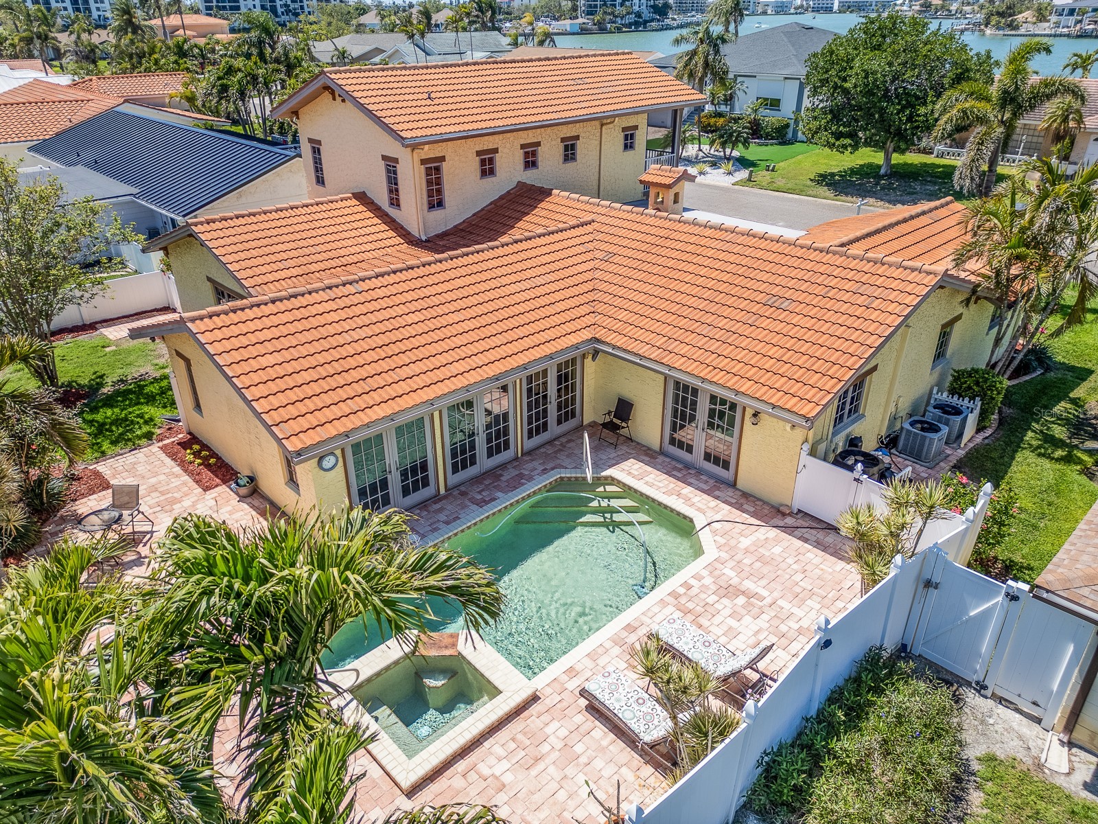 1140 81st Street S Saint Petersburg FL 33707 TB8461856 image5