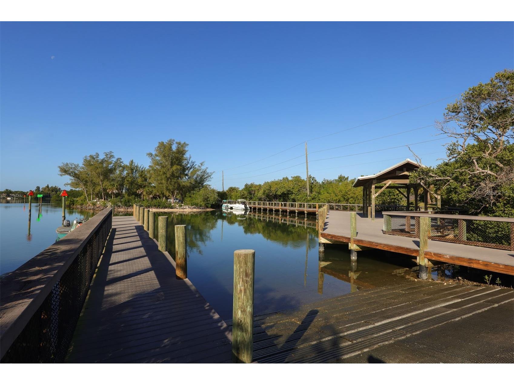 1140 Beachcomber Court #11 Osprey FL 34229 A4683755 image44