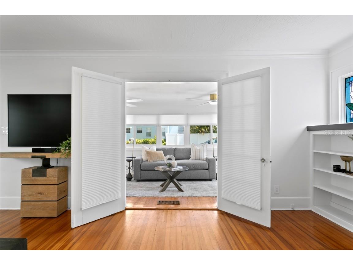 1140 Oak Street NE Saint Petersburg FL 33701 A4651320 image10