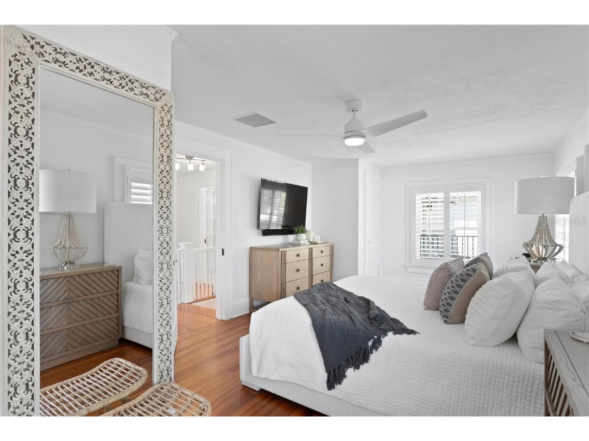 1140 Oak Street NE Saint Petersburg FL 33701 A4651320 image31