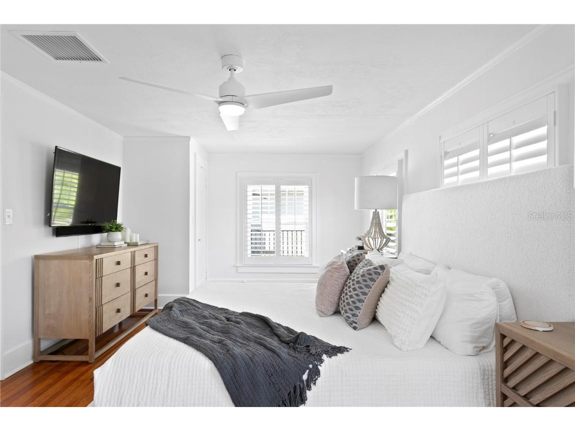 1140 Oak Street NE Saint Petersburg FL 33701 A4651320 image33