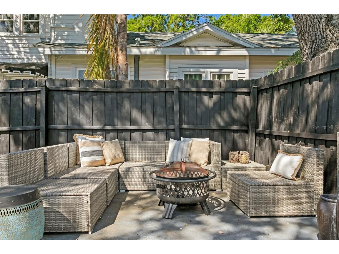 1140 Oak Street NE Saint Petersburg FL 33701 A4651320 image54